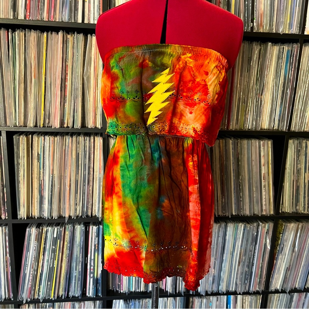 sleeveless ice dyed stealie bolt 💚♥️💛 grateful beach dead company festival♻️⚡️